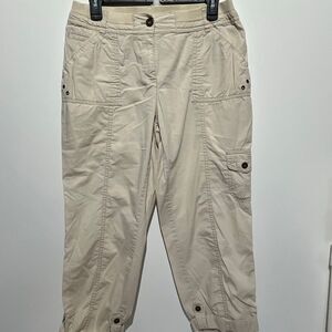 Chico's Women's Cream Elastic Waist Cropped Jogger Cargo Pants Size 0.5/Small